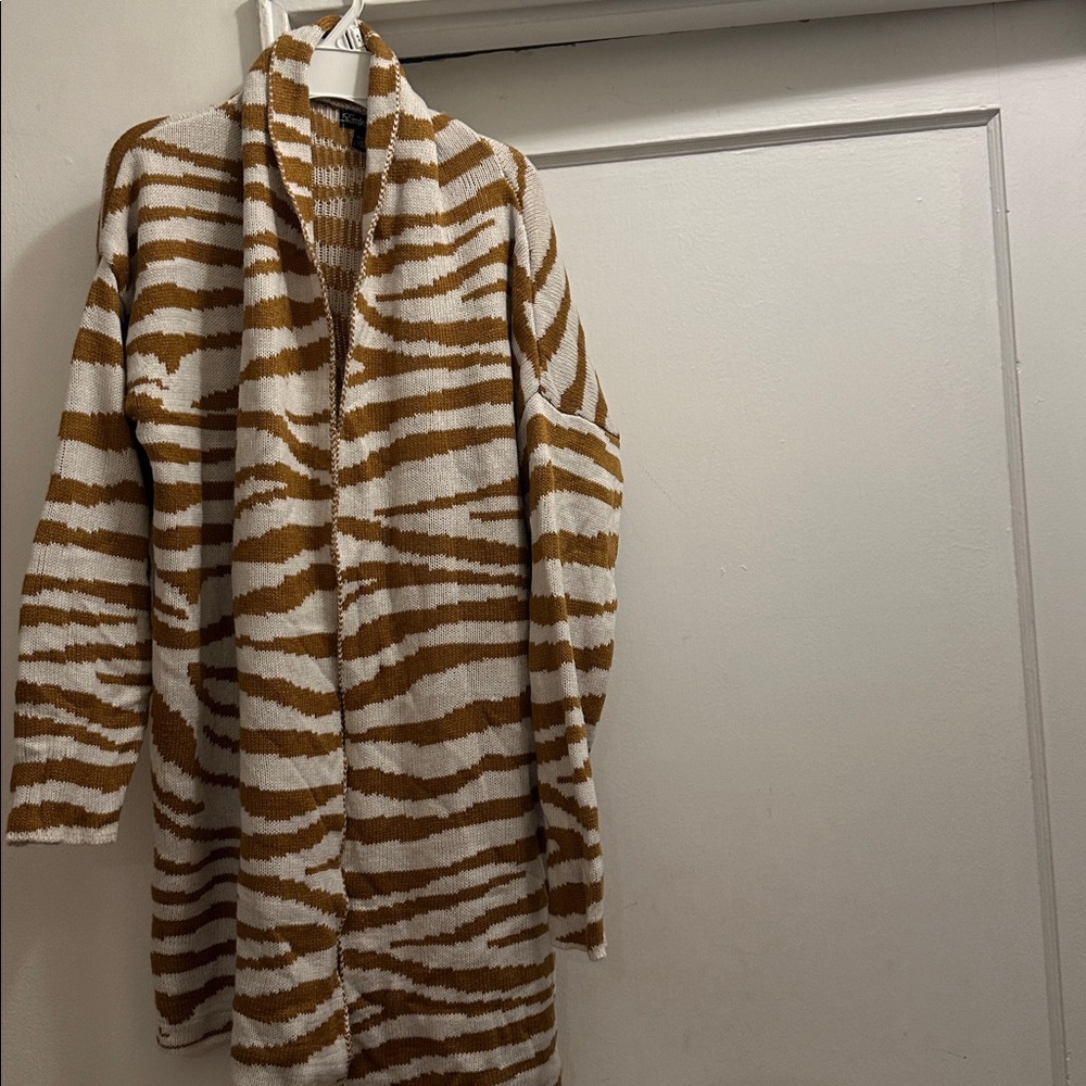 Evelyn Taylor - Tan & Beige Stripe Open Cardigan - Preloved